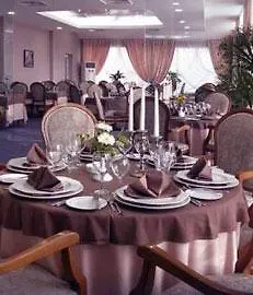 Ambassador 4*